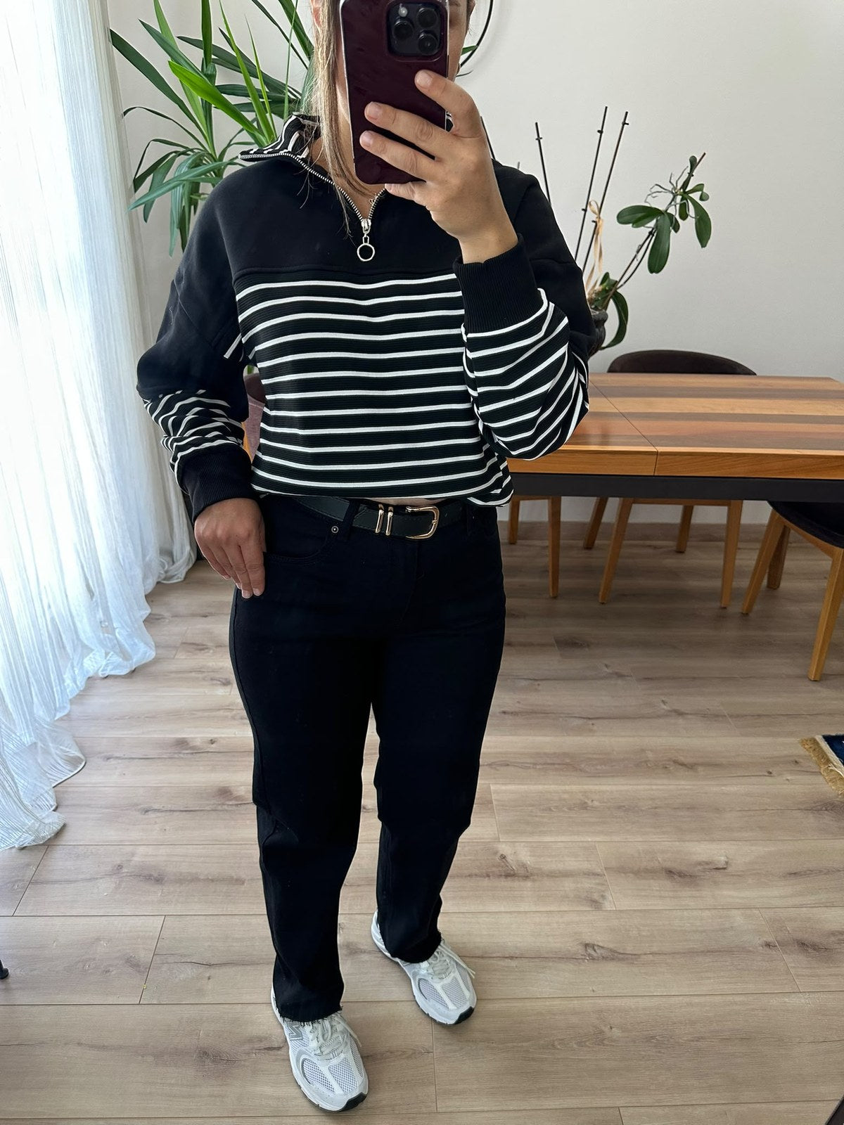 Siyah Kemerli Straight Jean